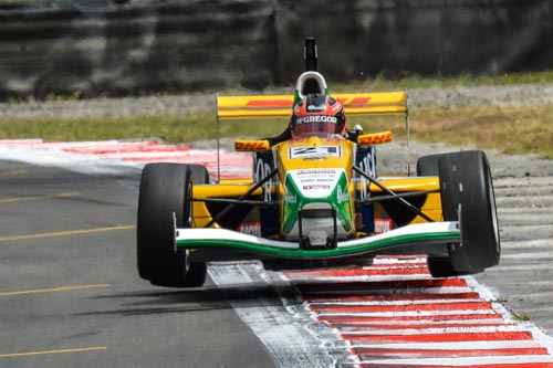 Steijn Schothorst pakt in slotweekend overwinning down under